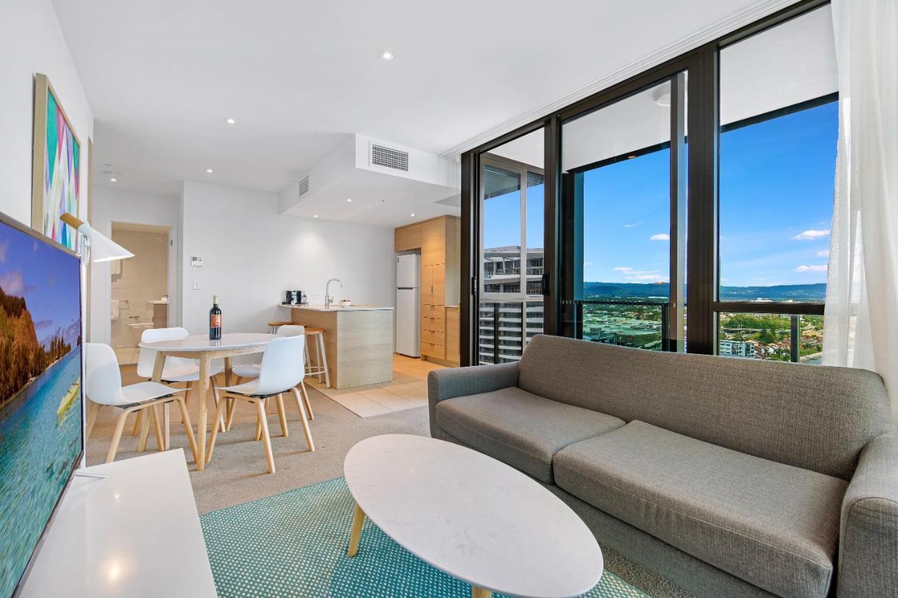 The Eureka Gold Coast Residence On Broadbeach エクステリア 写真