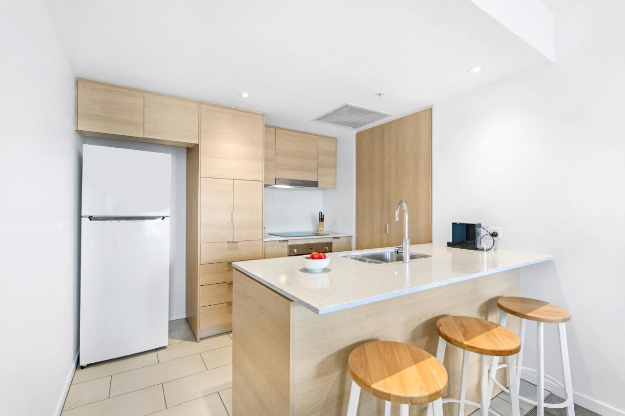 The Eureka Gold Coast Residence On Broadbeach エクステリア 写真