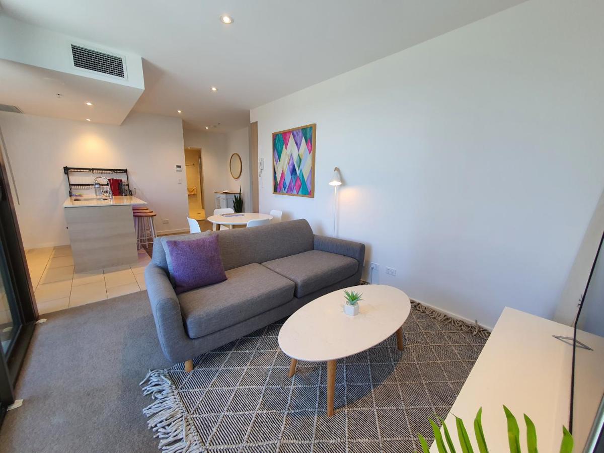 The Eureka Gold Coast Residence On Broadbeach エクステリア 写真