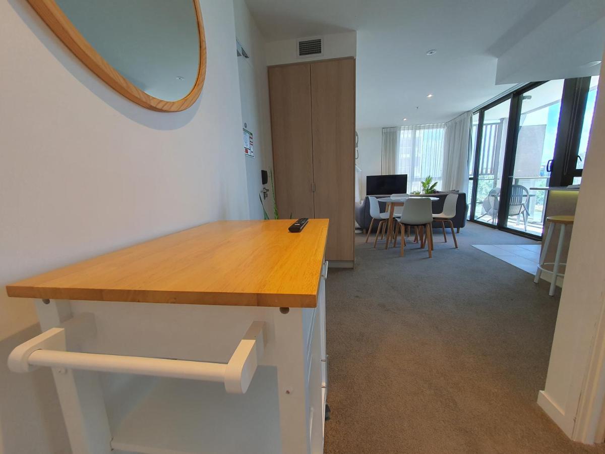 The Eureka Gold Coast Residence On Broadbeach エクステリア 写真