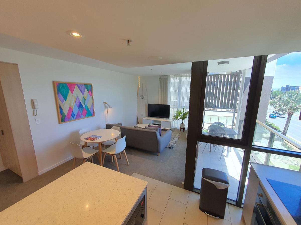 The Eureka Gold Coast Residence On Broadbeach エクステリア 写真